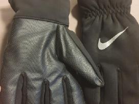 Siltos Nike vyriskos pirstines