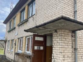 Parduodu 2 kambarių butą Kupiškyje Stoties gatvėje