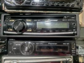 Pioneer magnetola CD , Aux , +Bluetooth