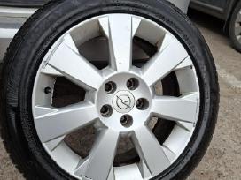 Opel ratai su geromis M+s padangom R17