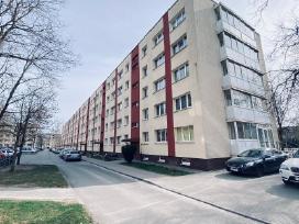 Parduodu 1 k butą su apynauju remontu, Mažeikiuose