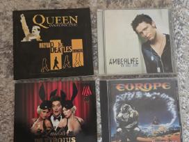 CD albumai