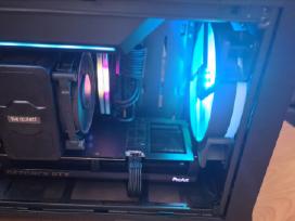 Asrock B850i Lightning WiFi ir ryzen 7 9700x combo