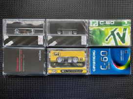 Naujos audio kasetės