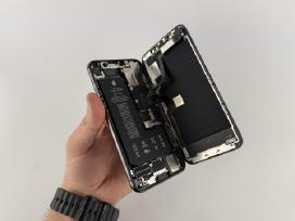 Dalys / Dalimis / Remontas - iPhone 11 Pro