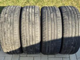 215/50 R17 Vredestein