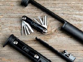 Ieškau Oneup Components Edc Tool V2