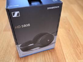 Sennheiser HD 560 s