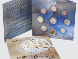 2015 monetų proof. komplektas kaina 50 Euru.