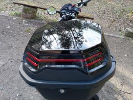 Nauja motociklo daiktažėžė
