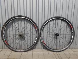 Shimano Wh-r501 ratai su padangomis ir kasete