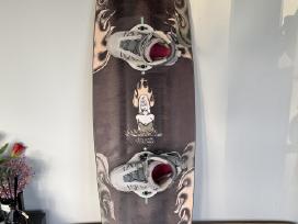 Parduodu Liquid force virago lenta 137cm su batais