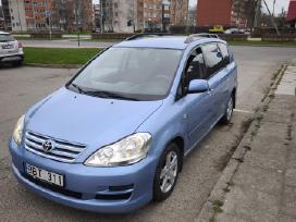 Toyota Avensis Verso