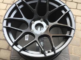 Jr18 R18 10,5j Et0, skyles 5x120 juodi matiniai