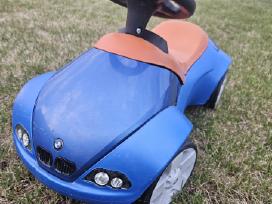 Nuostabi Bmw pasispiriama mašina