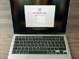 Parduodamas MacBook pro M2