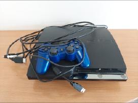 Parduodu "atrista" 1tb PS3 zaidimu konsole