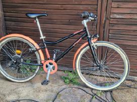 Mergaitiškas dviratis