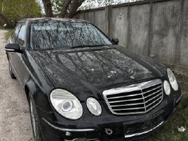 Mercedes benz W211 e320 fl dalimis