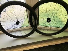 Gravel ratai G540