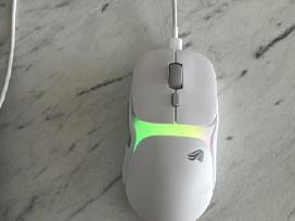Glorious model 03
