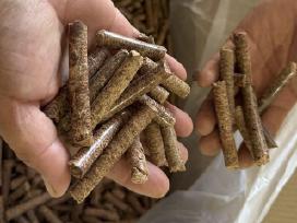 Vaismedžių granulės ( pellets ) rūkymui