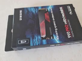 Samsung 990 Pro 4tb su aušintuvu