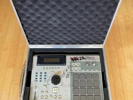 Akai Mpc 2000xl su priedais