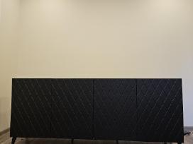 Juoda komoda 200 cm x 42 cm x 82 cm