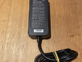 Elektrinio paspirtuko originalus Ninebot kroviklis