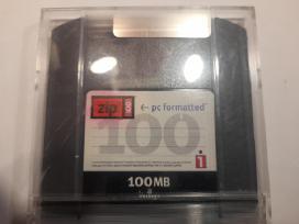 Zip diskeliai iomega 100mb