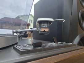 Legendinis Pioneer pl12d patefonas Akai Ap002