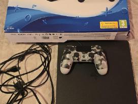 Sony Play Station 4 1tb.