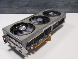 Sapphire nitro + rx 7700 XT