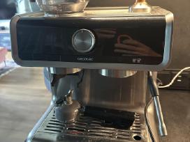 Cecotec Cumbia Power Espresso Cream