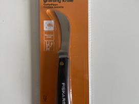 Peilis lenktas skiepijimo Fiskars K62