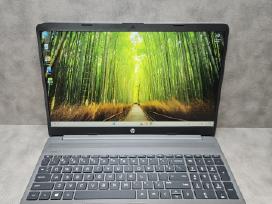Hp 250/15.6"fhd/i5-1135g7/8 RAM/256 SSD