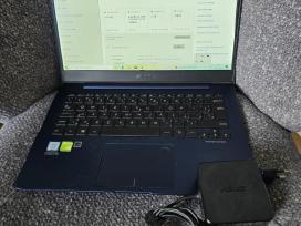 Asus Ux430u i5 256gb SSD 8gb RAM win