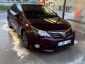 Parduodu Toyota Avensis