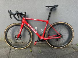 Trek Emonda SLR 9 Project One plento dviratis