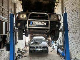Pajero pinin dalimis