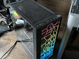 Ryzen 5 5500, Rx 5700 8gb, RAM 16 GB, nvme 512 GB.