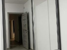 Parduodama geros būklės spinta