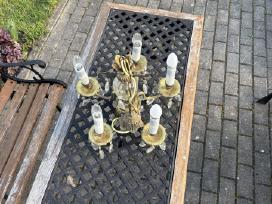 Parduodamas klasikinis 5 lempučių sietynas