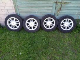 Padangos su ratlankiais R15