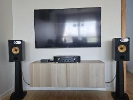 Bowers & Wilkins 685