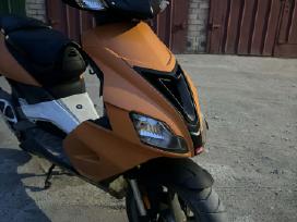 Parduodu Aprilia Sr. 2010 m tech iki 2027 09