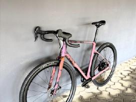 Cube Nuroad C:62 Ex 2026 metų gravel dviratis