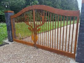 Individualus Corten plieno elektriniai vartai