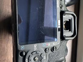 Canon 500d neveikiantis